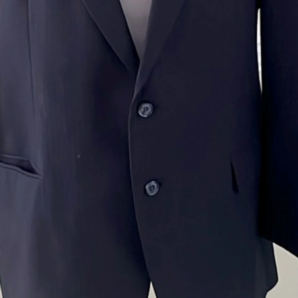BOSTON LEON CLOTHING Navy Blue 2 PC Pinstriped Executive Suit NWOT